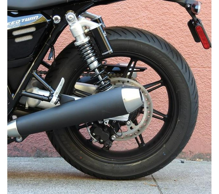 2025 Triumph Speed Twin 900 Phantom Black/Aurum Gold