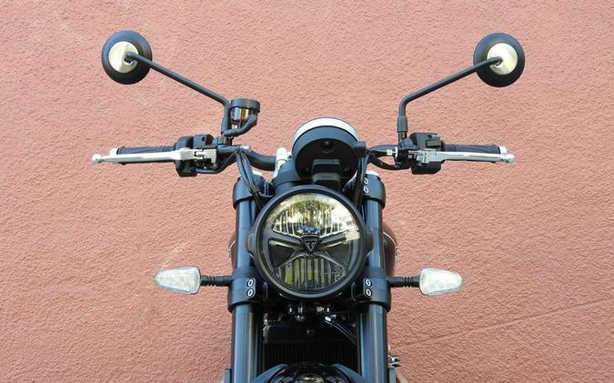 2025 Triumph Speed Twin 900 Phantom Black/Aurum Gold