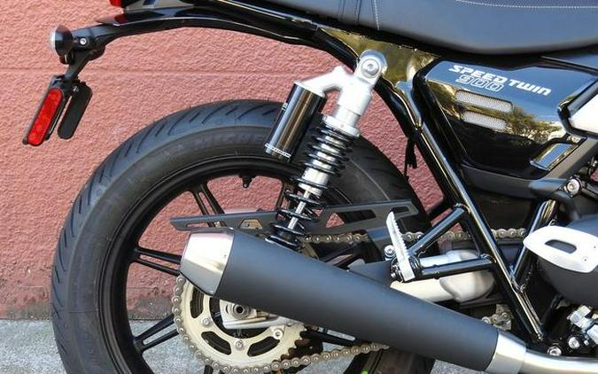 2025 Triumph Speed Twin 900 Phantom Black/Aurum Gold