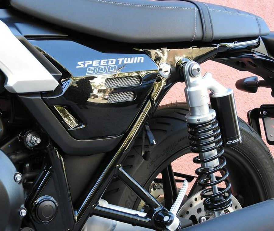 2025 Triumph Speed Twin 900 Phantom Black/Aurum Gold
