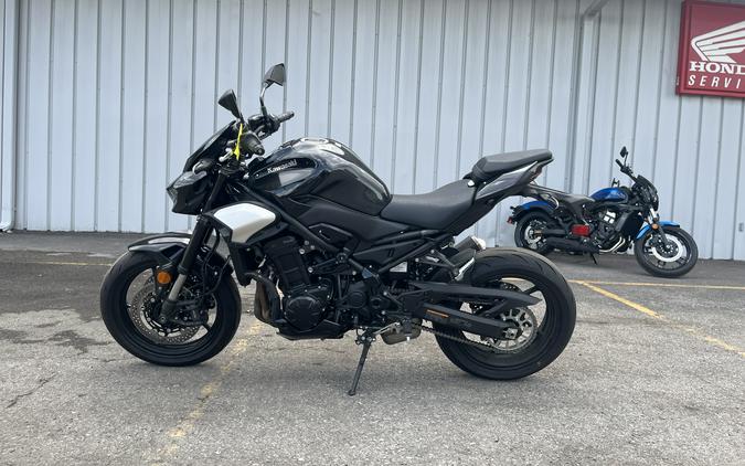 2025 Kawasaki Z900 ABS
