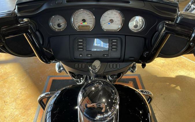 2019 Harley-Davidson FLHX - Street Glide