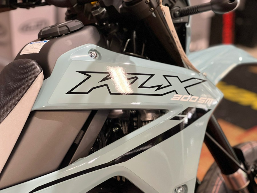 2025 Kawasaki KLX 300SM