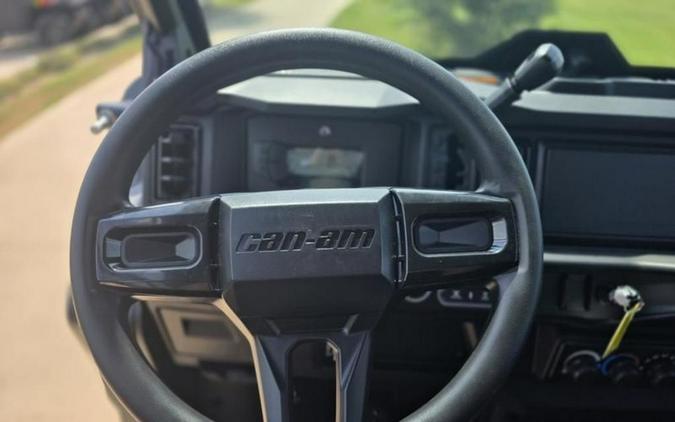 2026 Can-Am® Defender MAX LONE STAR CAB HD11