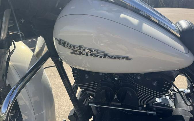 2014 Harley-Davidson FLHXS - Street Glide Special
