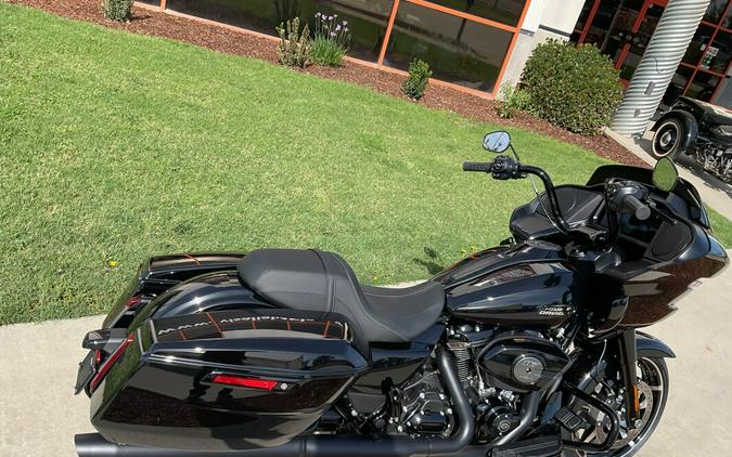 FLTRX 2026 Road Glide®