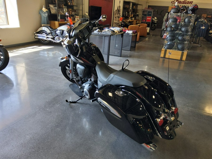 2024 Indian Motorcycle® Chieftain® Base