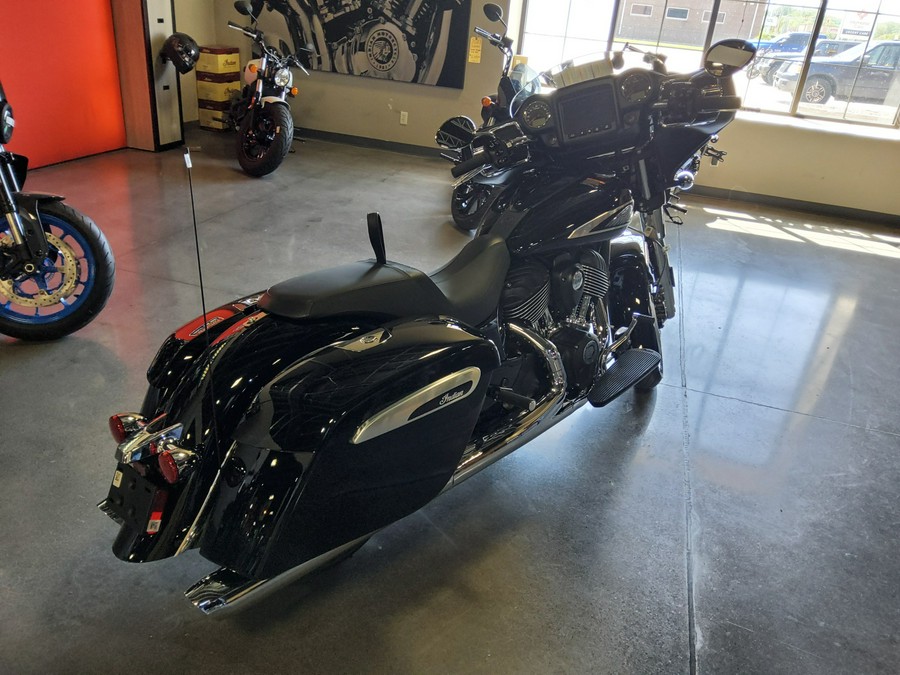 2024 Indian Motorcycle® Chieftain® Base