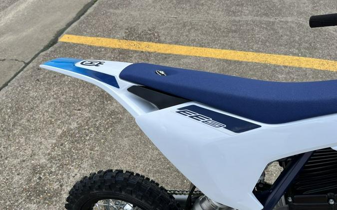 2024 Husqvarna® EE 5