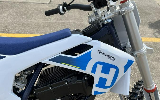 2024 Husqvarna® EE 5