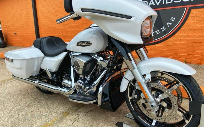 2024 Harley-Davidson® FLHX - Street Glide®