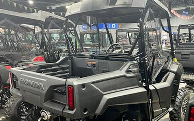 2026 Honda Pioneer 700 Deluxe
