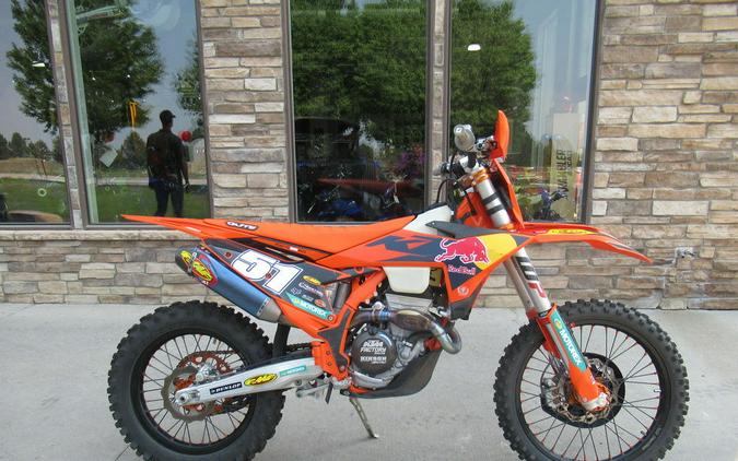 2025 KTM 350 XC-F Factory Edition