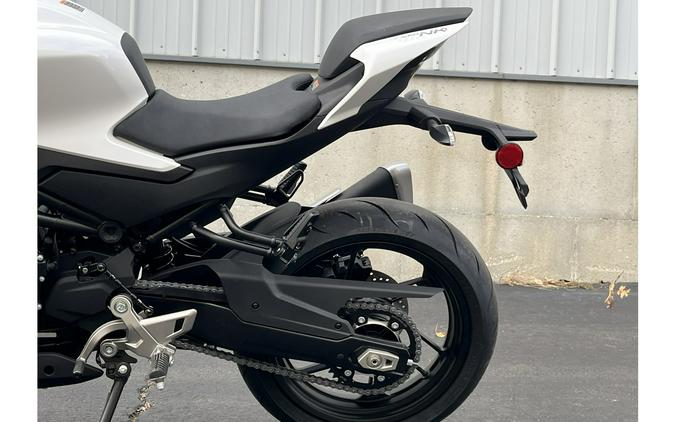 2025 CFMOTO 450NK CF400-7US