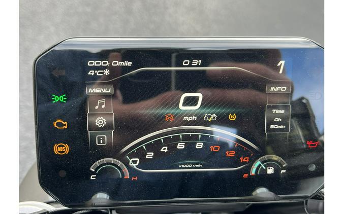 2025 CFMOTO 450NK CF400-7US