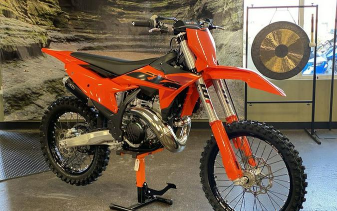 2025 KTM SX 300