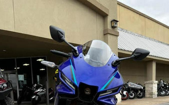 2026 Yamaha YZFR3ATL