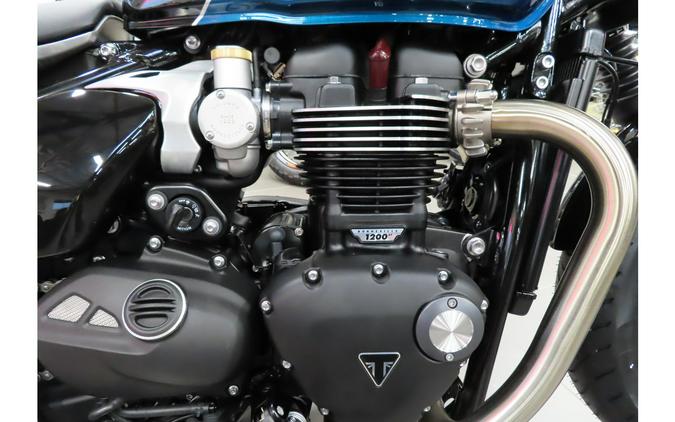 2026 BONNEVILLE BOBBER - Triumph