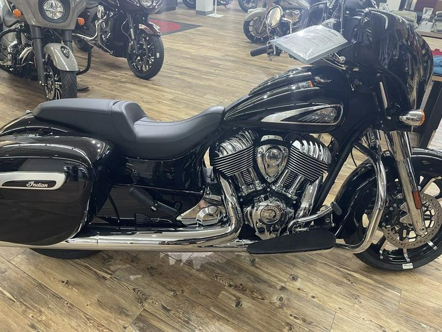 2022 Indian Motorcycle® Chieftain® Limited Black Metallic