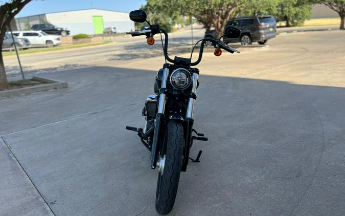 2019 Harley-Davidson® Street Bob® Billiard Blue