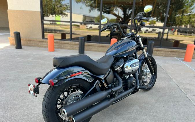 2019 Harley-Davidson® Street Bob® Billiard Blue