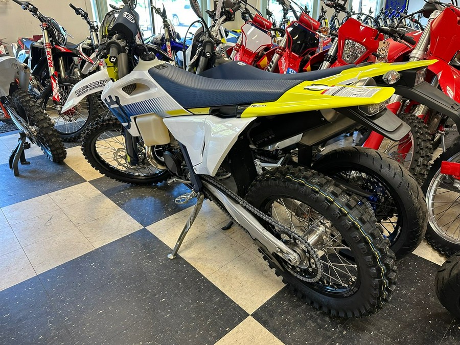 2024 Husqvarna Motorcycles TE 300