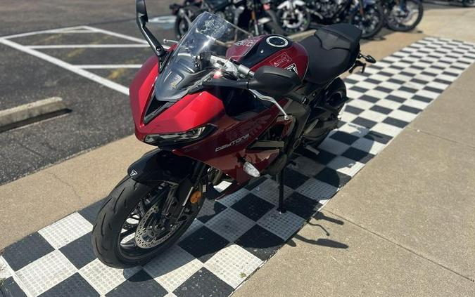 2025 Triumph Daytona 660 Carnival Red/Sapphire Black