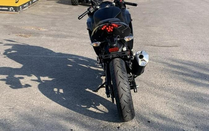 2026 Kawasaki Ninja® 500 ABS Metallic Flat Spark Black