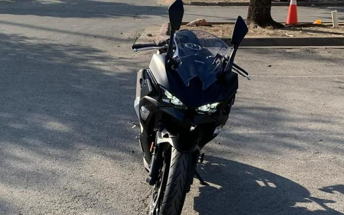 2026 Kawasaki Ninja® 500 ABS Metallic Flat Spark Black