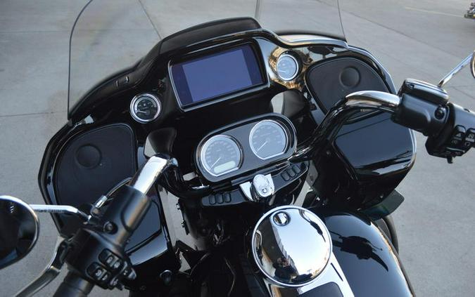 2022 Harley-Davidson® FLTRK - Road Glide® Limited