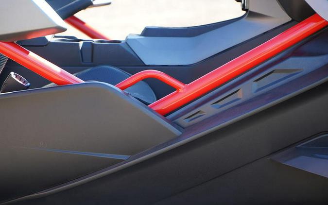 2024 Polaris Slingshot® Slingshot® R AutoDrive Phantom Gray