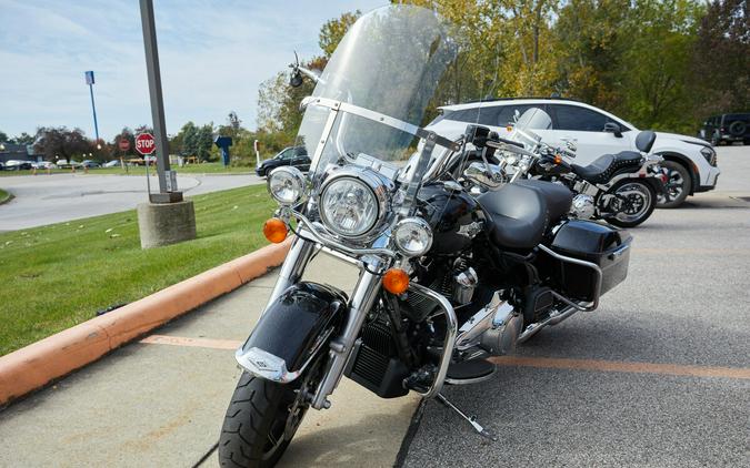 USED 2019 Harley-Davidson Road King Touring FOR SALE NEAR MEDINA, OHIO