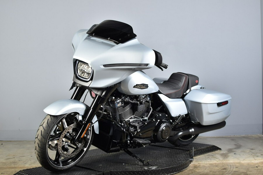 2024 Harley-Davidson Street Glide