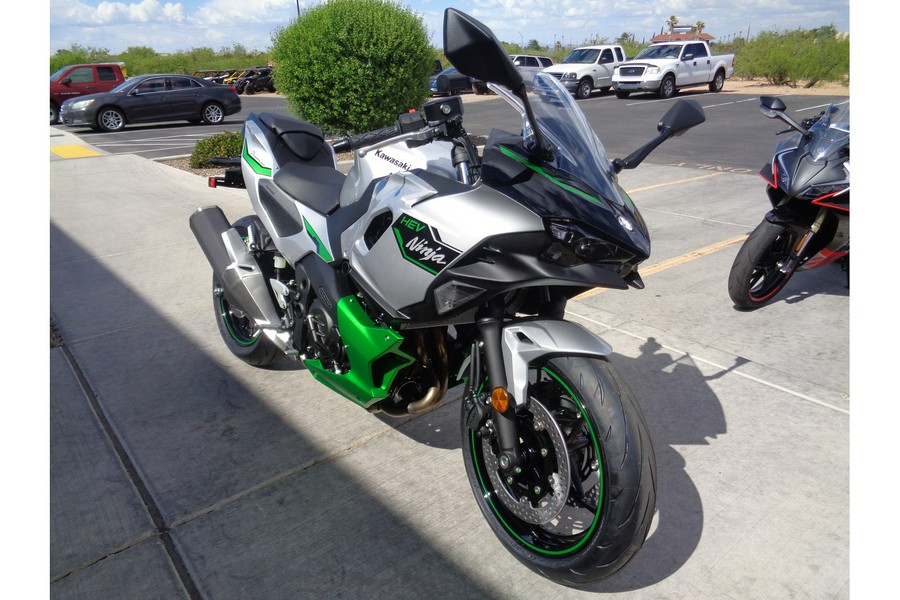 2024 Kawasaki Ninja® 7 Hybrid ABS