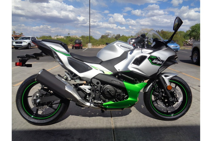 2024 Kawasaki Ninja® 7 Hybrid ABS