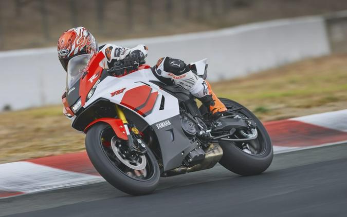 2026 YZF-R7 - Yamaha