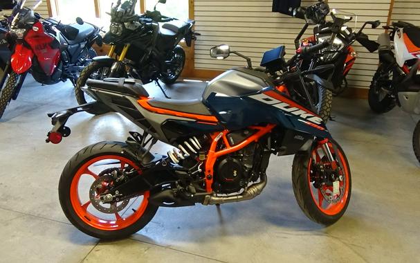 2024 KTM 390 Duke