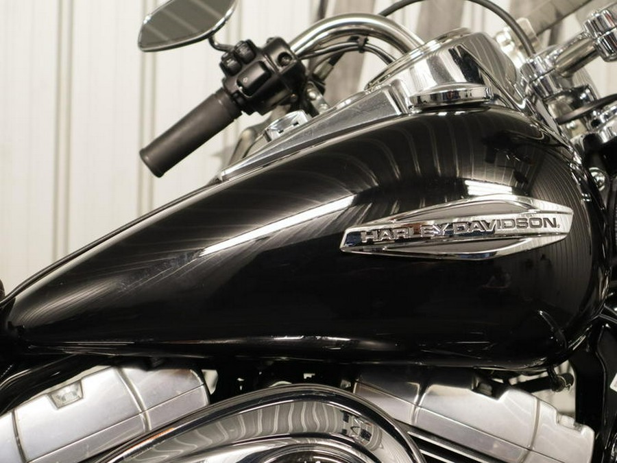 2012 Harley-Davidson® FLD - Dyna® Switchback™