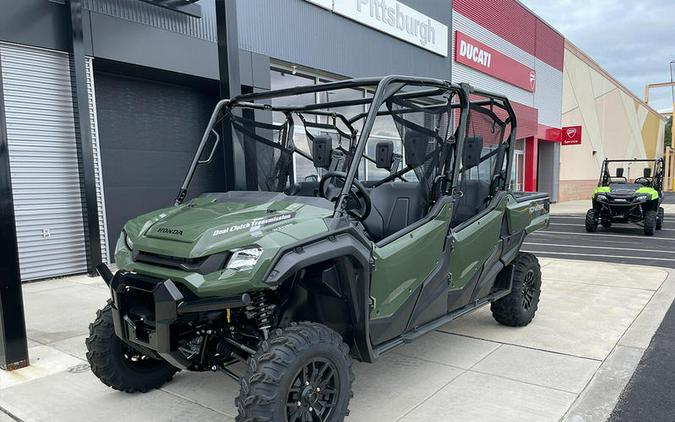 2023 Honda® Pioneer 1000-6 Deluxe Crew