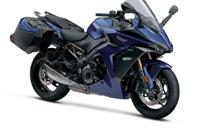 2022 Suzuki GSX-S1000GT Plus