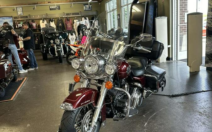 2008 Harley-Davidson FLHRC - Road King Classic