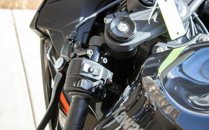 2026 KAWASAKI NINJA ZX6R ABS