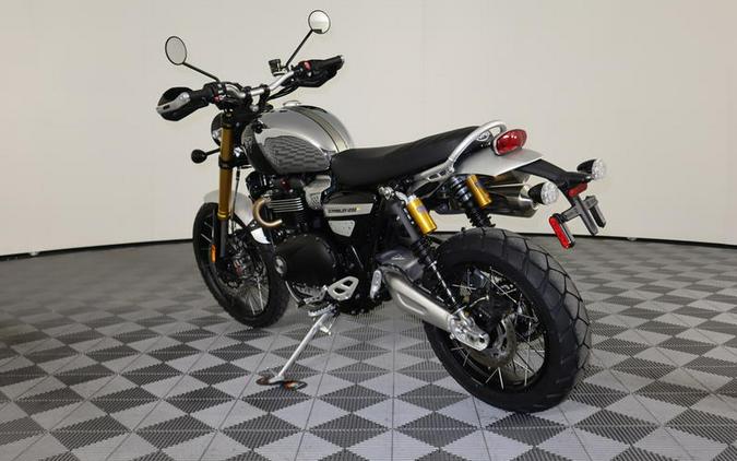 2023 Triumph Scrambler 1200 XE Chrome Edition Brooklands Green