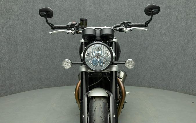 2024 TRIUMPH SPEED TWIN 1200 STEALTH EDITION