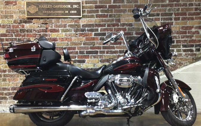 Harley Davidson CVO Electra Glide Ultra Classic motorcycles for