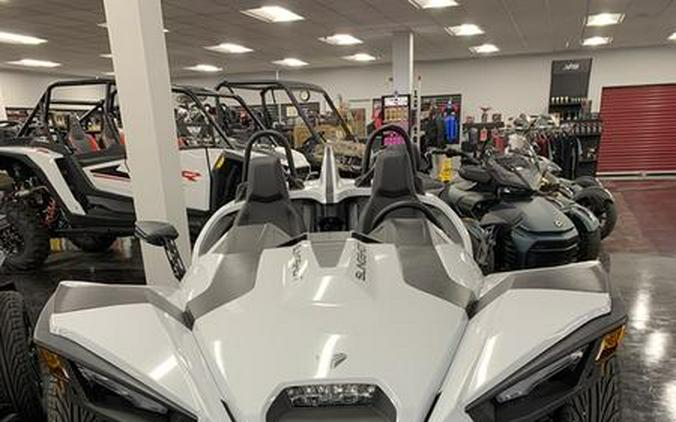 2023 Polaris Slingshot® Slingshot® S Manual