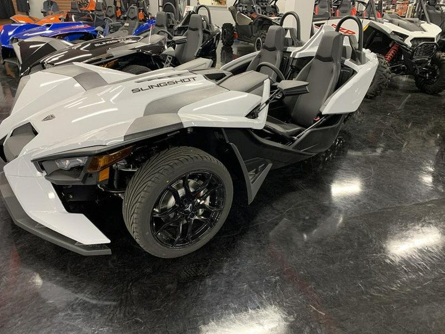 2023 Polaris Slingshot® Slingshot® S Manual