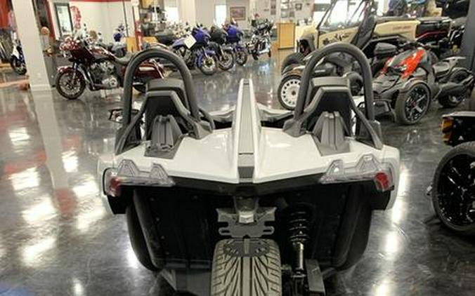 2023 Polaris Slingshot® Slingshot® S Manual