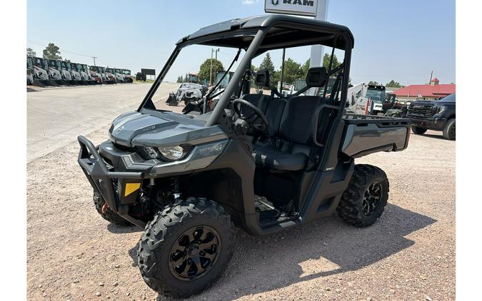 2024 Can-Am Defender XT HD9