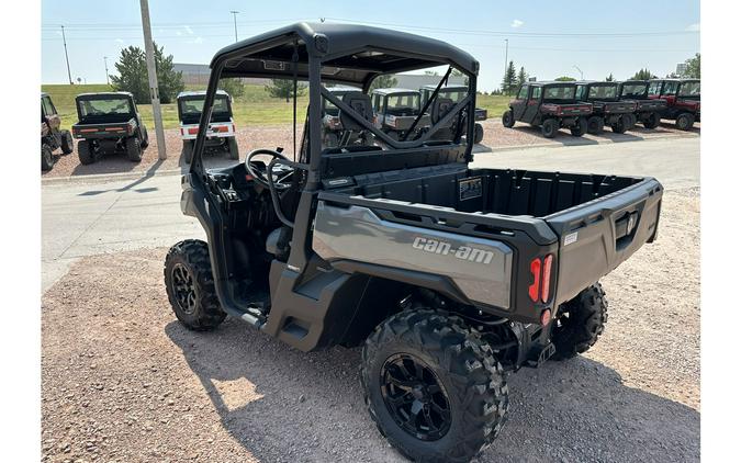 2024 Can-Am Defender XT HD9